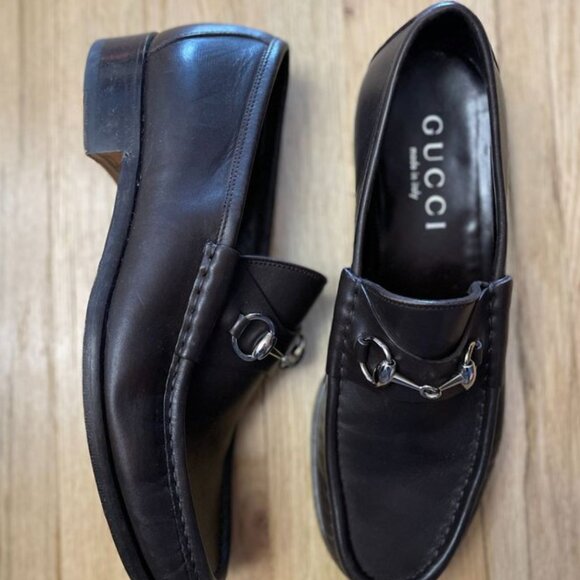 Men\'s Dark Brown Gucci Loafers with Silver Buckle - Size 8 - Great Condition